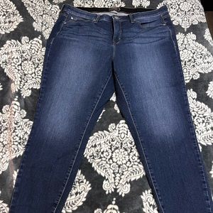 Size 22 torrid sky high skinny. Never worn.
